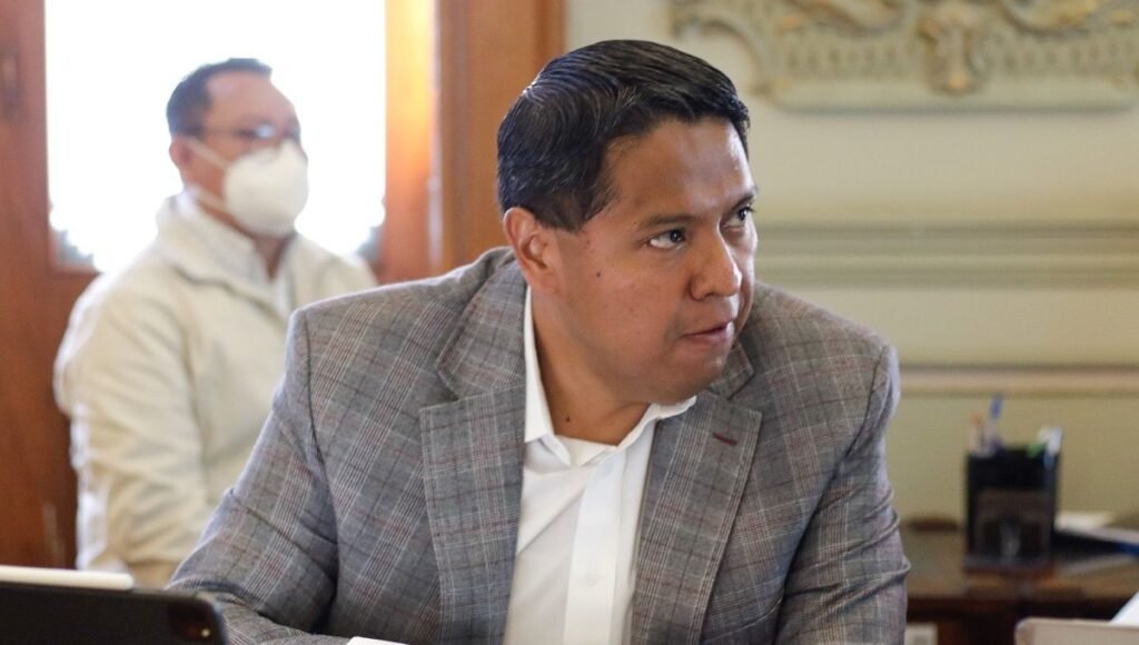 Tesoria Leobardo Juarez