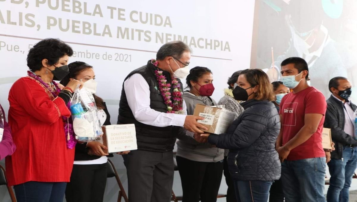 Entrega SEP mil 100 paquetes sanitarios a escuelas en Cuetzalan 2 boletin SEP Kits cuetzalan