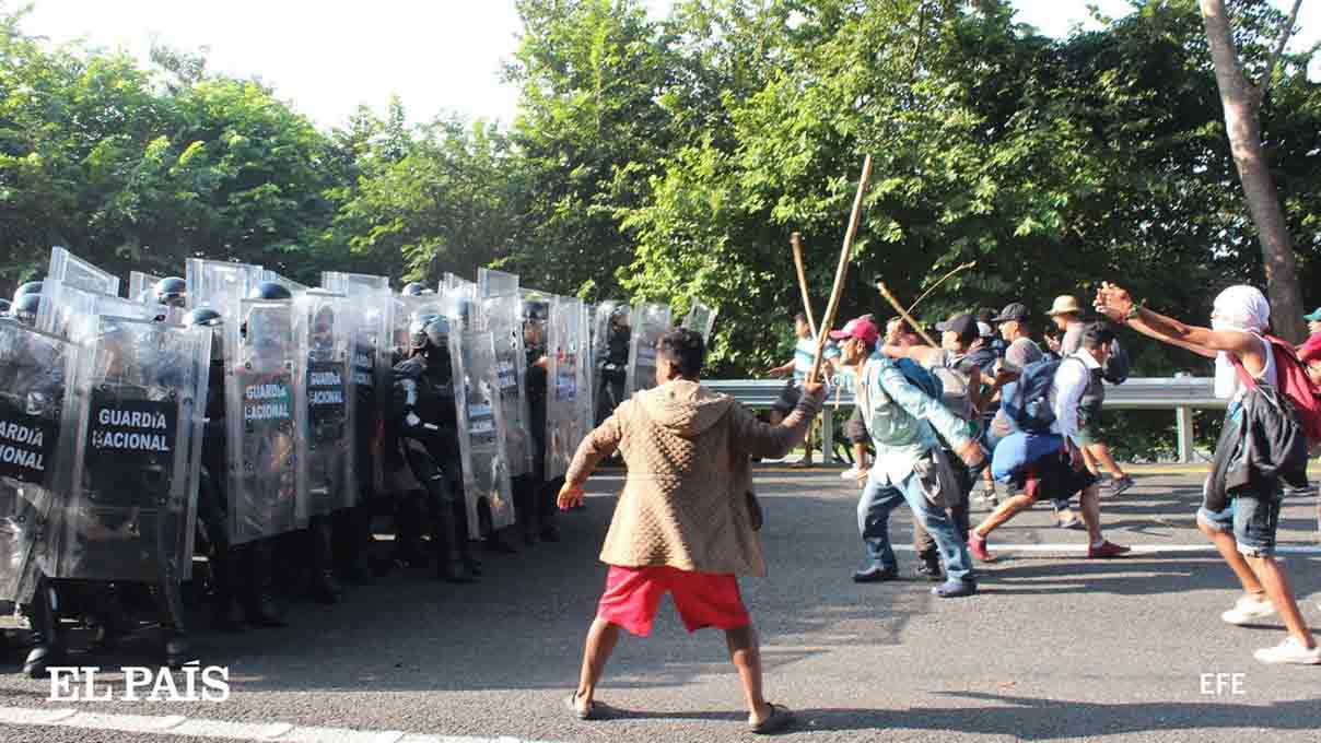 VIDEO: Centroamericanos golpean salvajemente a elemento de la Guardia Nacional 3 gn migrantes chiapas
