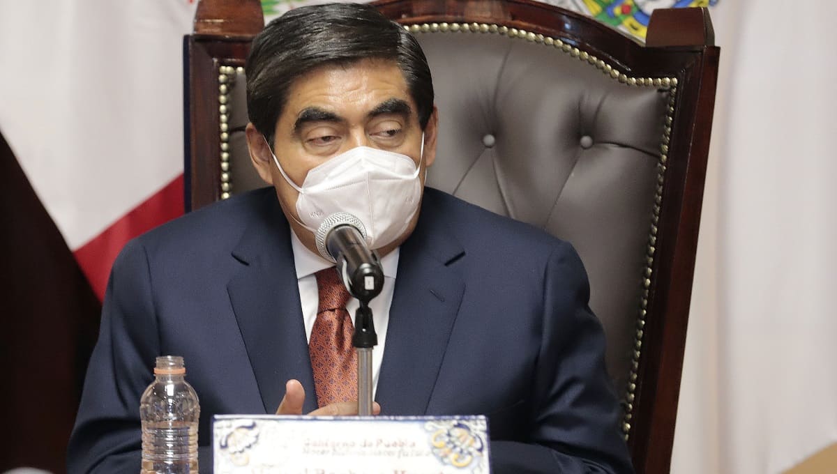Miguel Barbosa y gobernadores de la 4T rechazan que INE aplace revocación de mandato 2 miguel barbosa huerta gobernador1 1