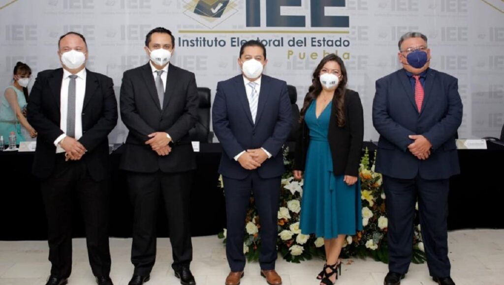nuevos consejeros IEE 1