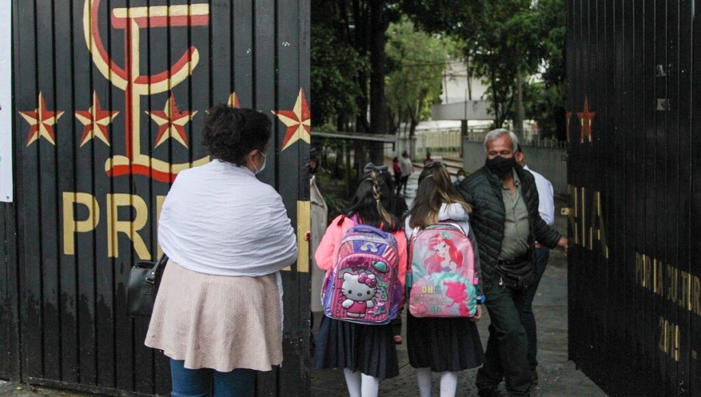 SEP prohíbe reprobar a estudiantes de preescolar, primaria y secundaria 8 sep clases
