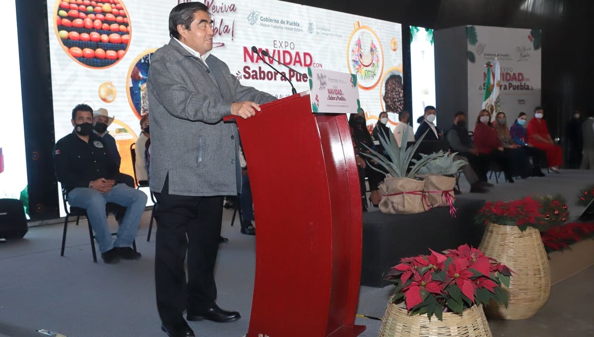 “El campo del estado ya se está moviendo”, sostiene MBH; inaugura Expo Navidad con Sabor a Puebla 1 Barbosa expo navidad puebla 1