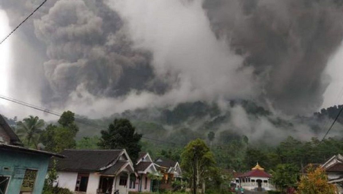 Tragedia en Indonesia: Explosión del volcán Semeru deja 13 muertos 3 Indonesia