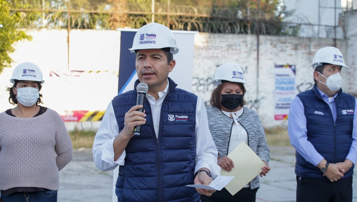 Lalo Rivera recibió 36 espacios deportivos en pésimas condiciones por falta de mantenimiento 2 Lalo Rivera 1 1
