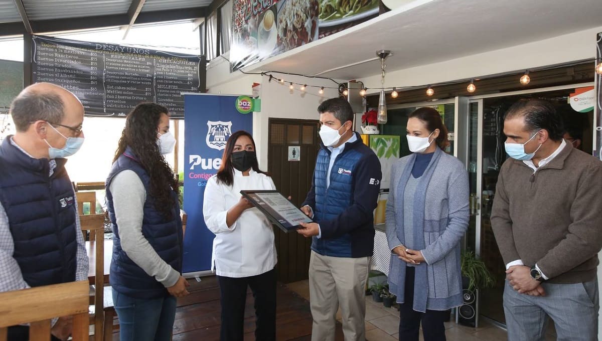 Suman 30 negocios beneficiados con "Apertura a la palabra" en Puebla capital 1 apertura a la palabra puebla 1