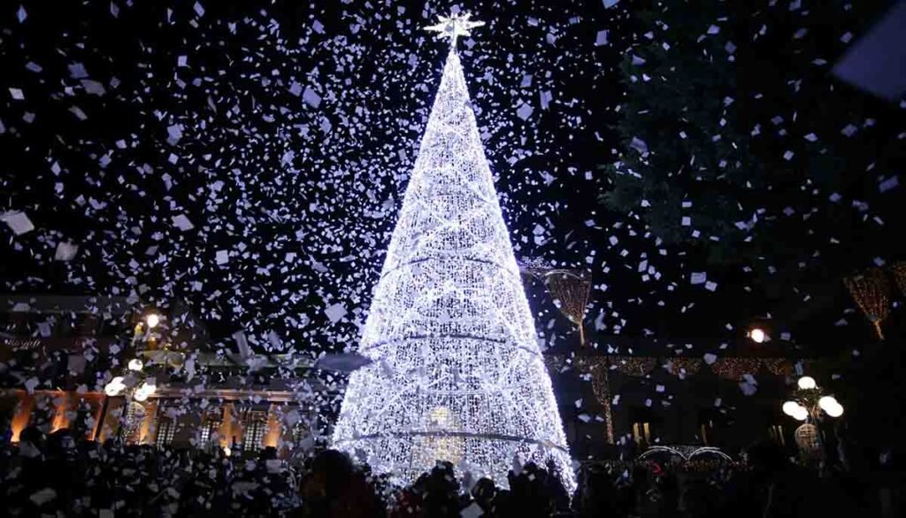 encendido arbol puebla