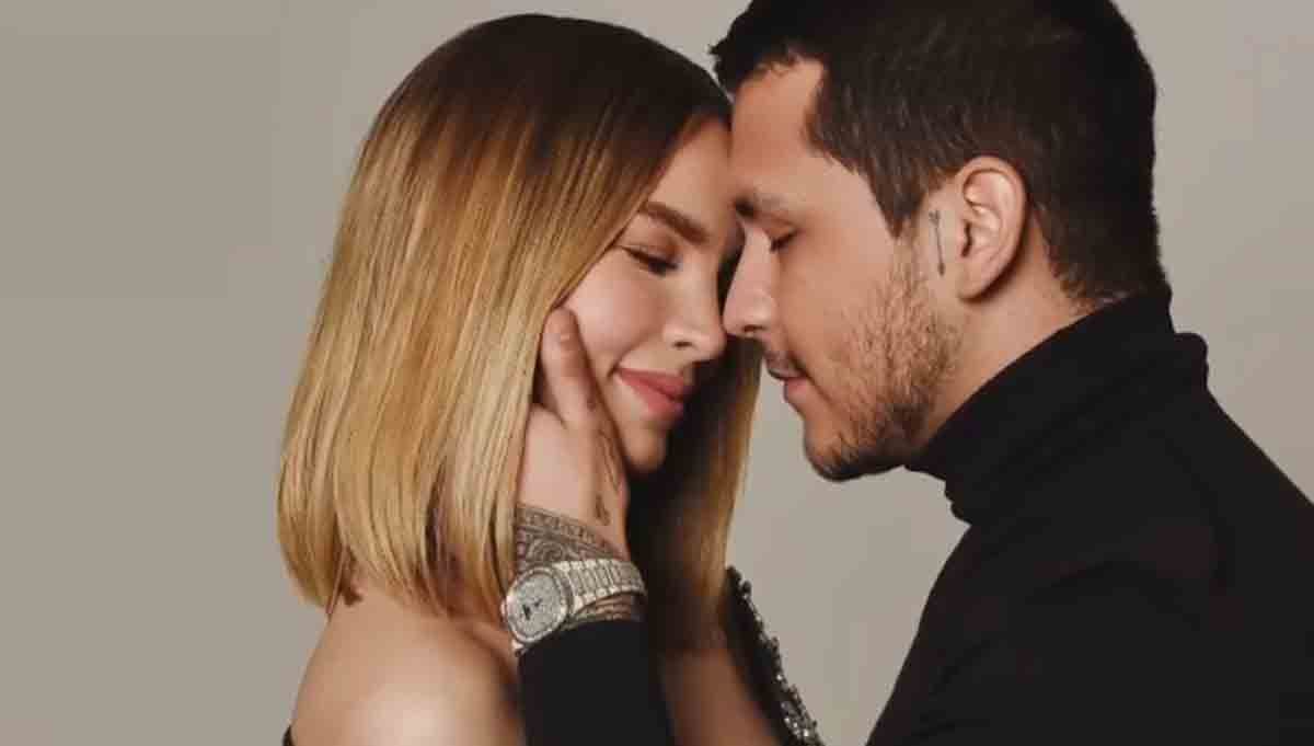 ¿Tendrán problemas? Nodal hace desplante y le avienta la mano a Belinda 2 nodal belinda