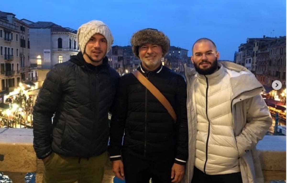 Ruiz Esparza incumple medidas cautelares por título patito; sale del país y la citan a audiencia presencial