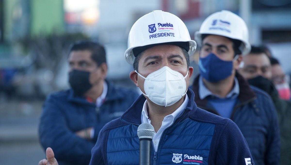 Ambulantes y sexoservidoras rechazan bolsa de empleo del Ayuntamiento de Puebla; analizan su reubicación 2 Eduardo Rivera 2