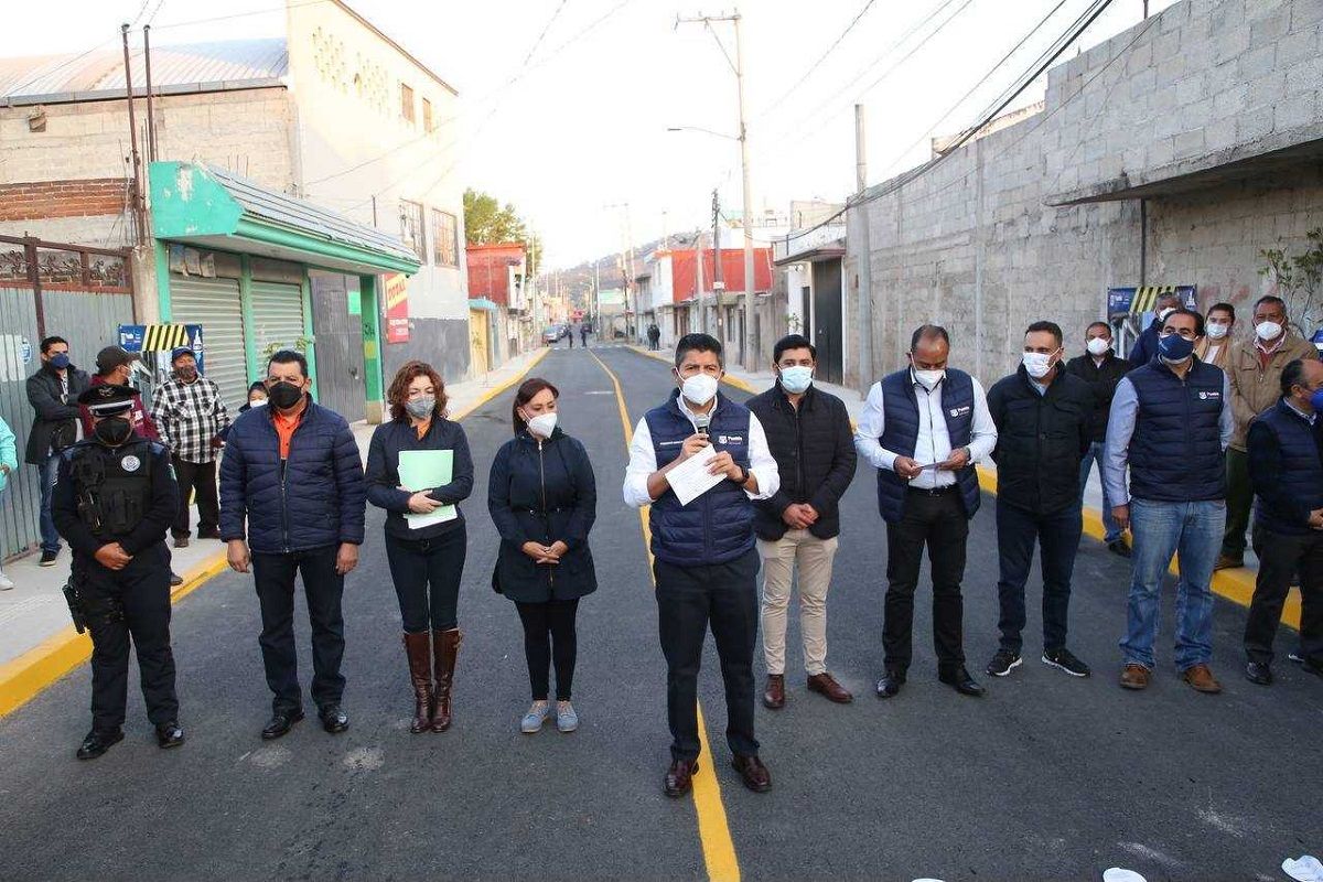 Eduardo Rivera Pérez inaugura la primera obra del programa "1,000 calles" 2 Imagen de iOS 37