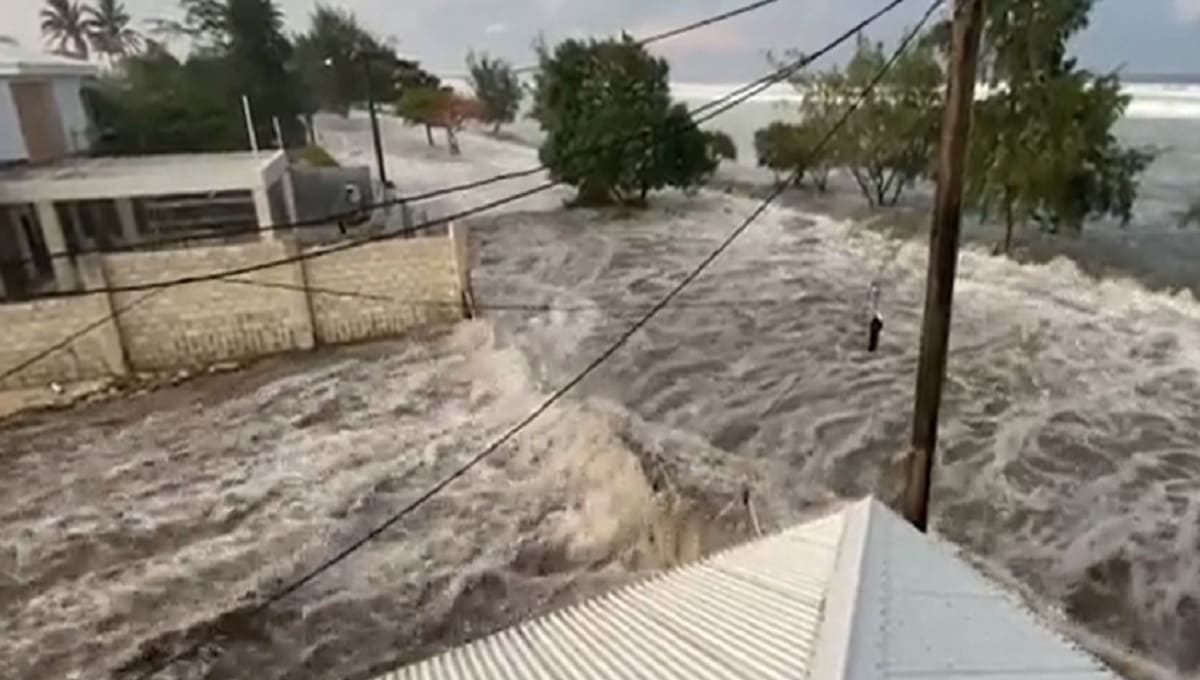 Violenta erupción volcánica provoca un tsunami en Tonga 3 Tonga 1