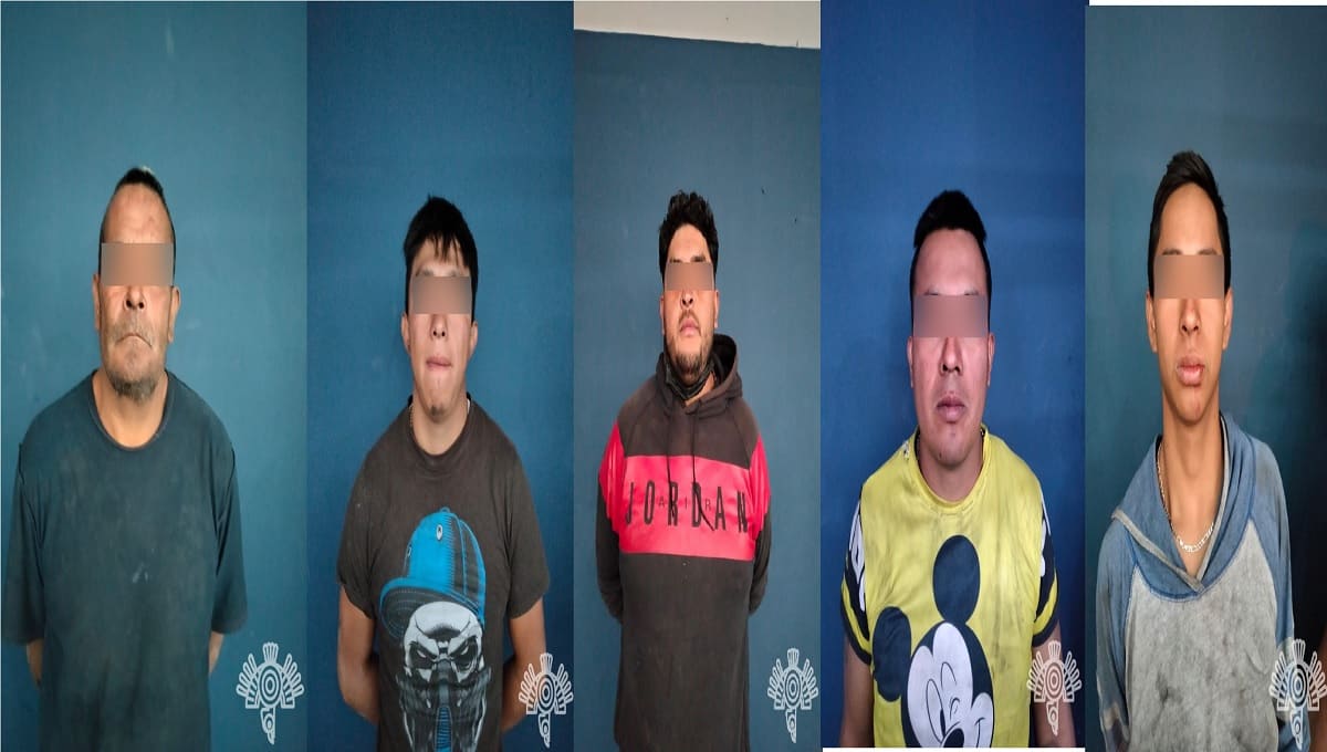 Detiene Policía Estatal a cinco hombres que presuntamente desmantelaban un vehículo 1 detenidos por desmantelar un vehiculo 1