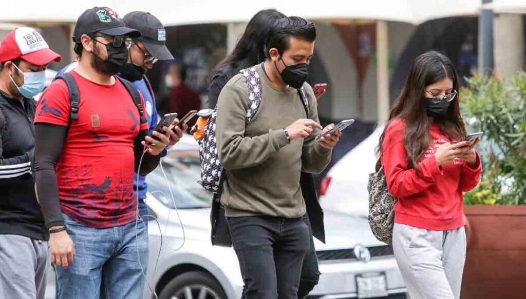 gente cubrebocas puebla