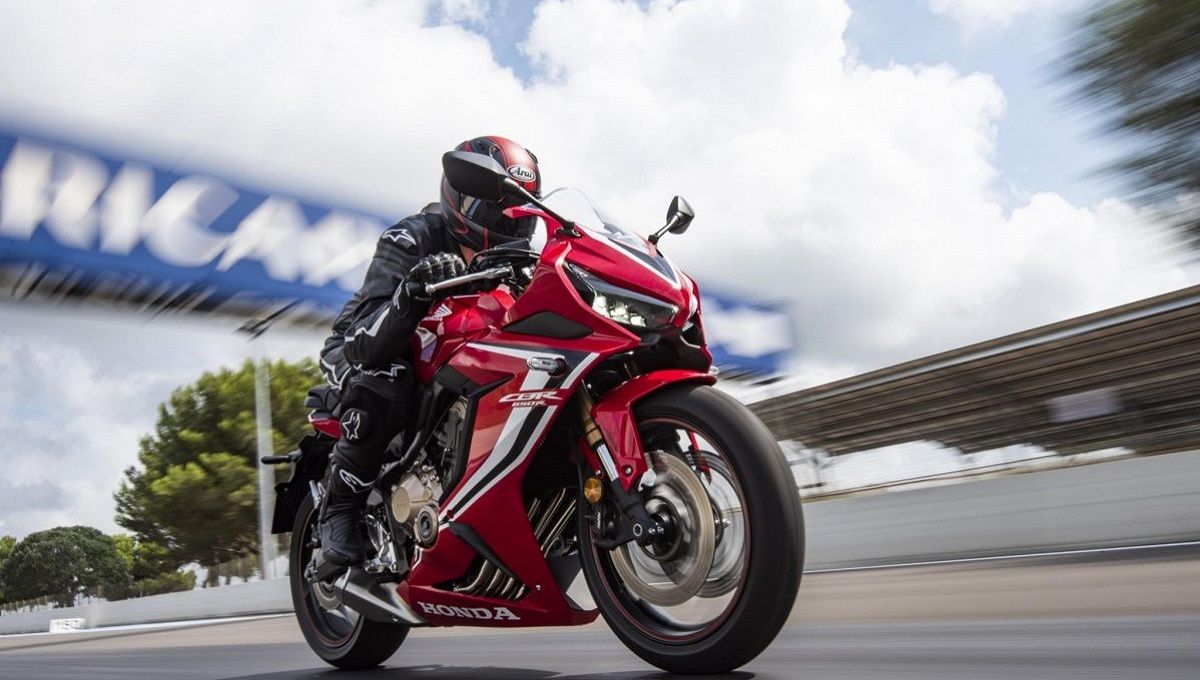 Muere policía municipal de Puebla al derrapar y caer de su motocicleta en su día de descanso 2 honda cbr650r