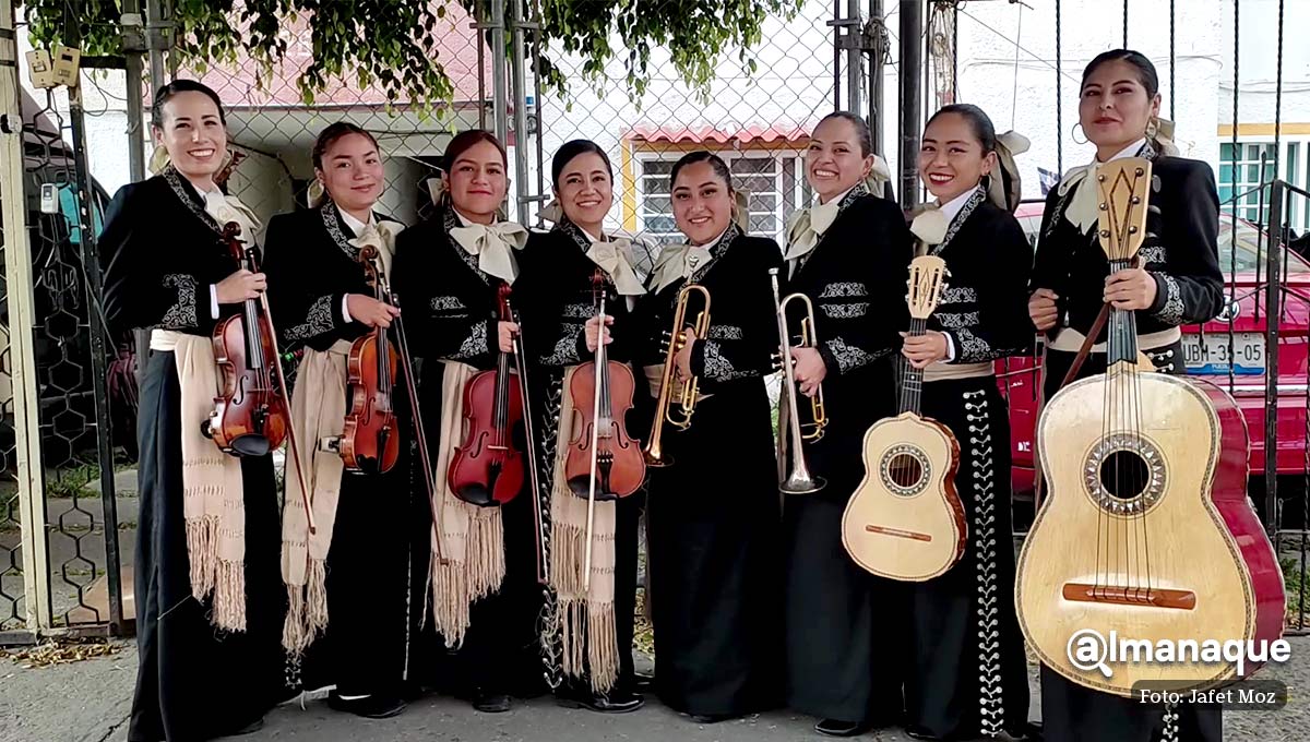 mariachi de mujeres 4