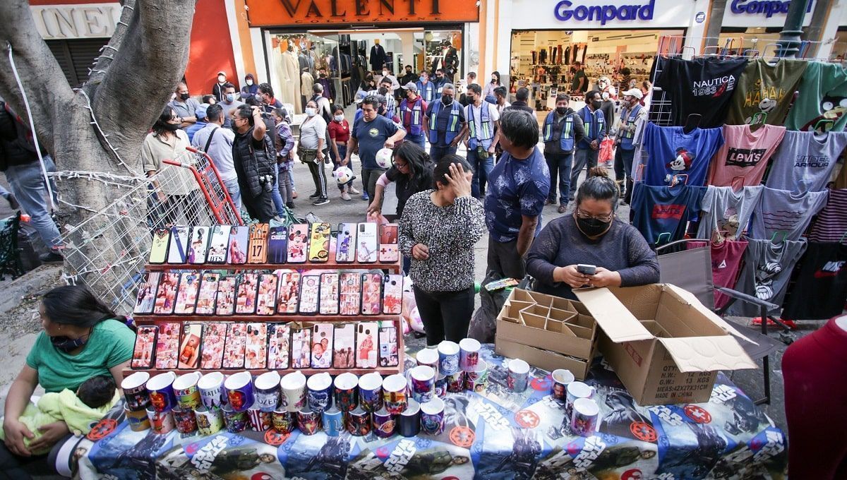 Ambulantes retan a Lalo Rivera: se instalan en la 5 de Mayo por Reyes Magos 5 operativo reyes min