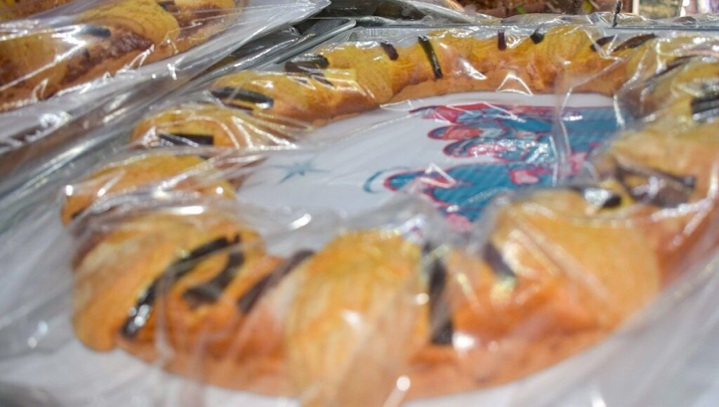 Rosca monumental de más de un kilómetro: la gran sorpresa del Día de Reyes en Puebla 3 roscas de reyes min