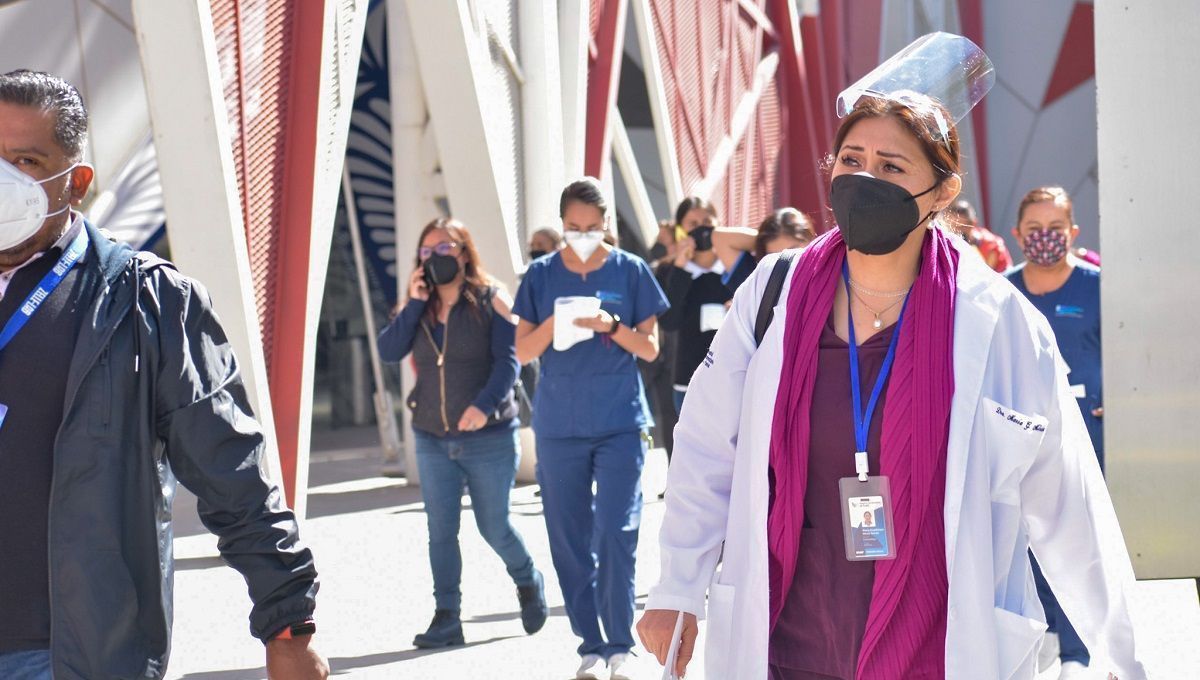 Secretaría de Salud presenta logística para aplicar refuerzo de vacuna a maestros en Puebla 2 vacunacion 3