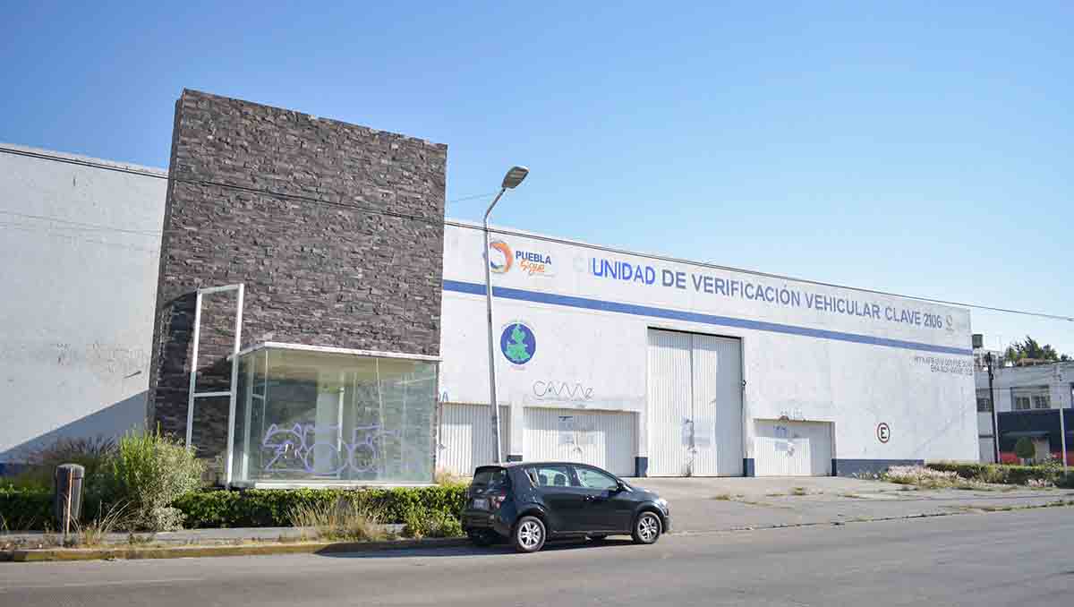 En nuevo programa de verificación vehicular de Puebla, eliminarán multas de otros años 2 verificentros