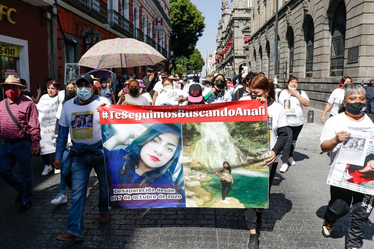 Familiares de Analí Jiménez exigen a la Fiscalía de Puebla que agilice su búsqueda 3 Anali 1