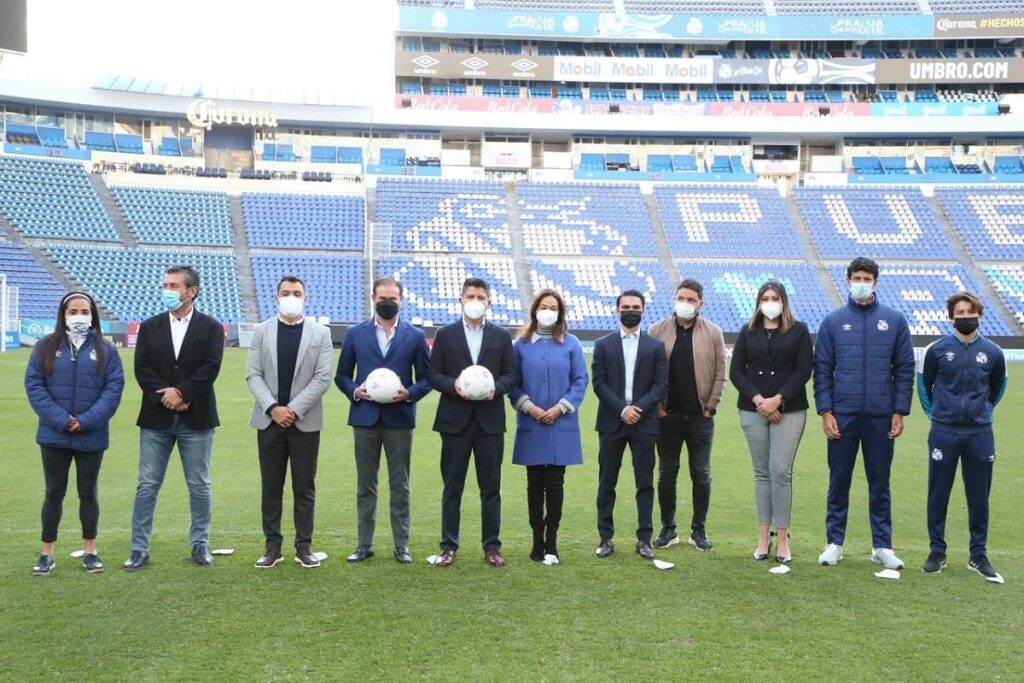 Eduardo Rivera y Club Puebla 1