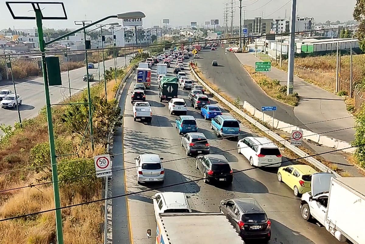 Gobierno de Puebla analiza ruta de transporte que circule en el Periférico 2 Periferico Ecologico Puebla 1