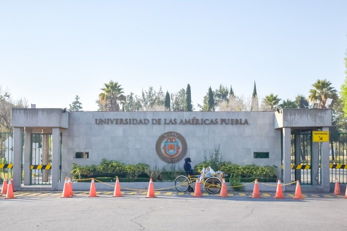 Fachada del Campus UDLAP en San Andrés Cholula