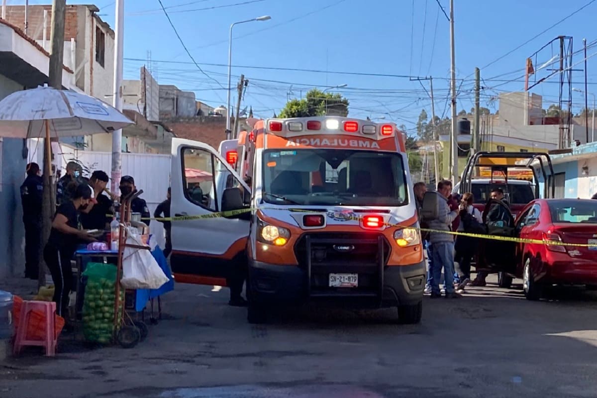 Vecinos golpean a asaltante que hirió a dos mujeres en la colonia Gonzalo Bautista 3 WhatsApp Image 2022 02 05 at 10.49.49 AM 1