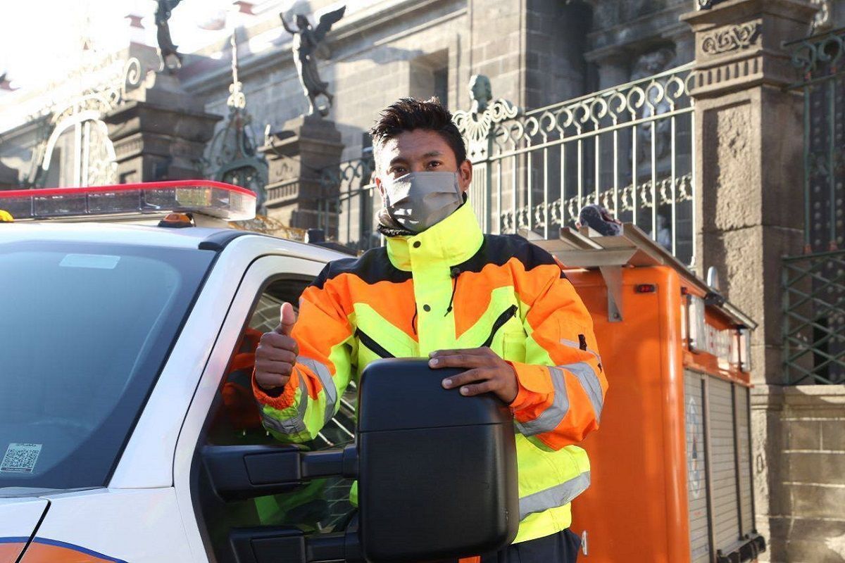 Ayuntamiento de Puebla reconoce a 22 rescatistas de Protección Civil 2 WhatsApp Image 2022 02 22 at 08.58.02