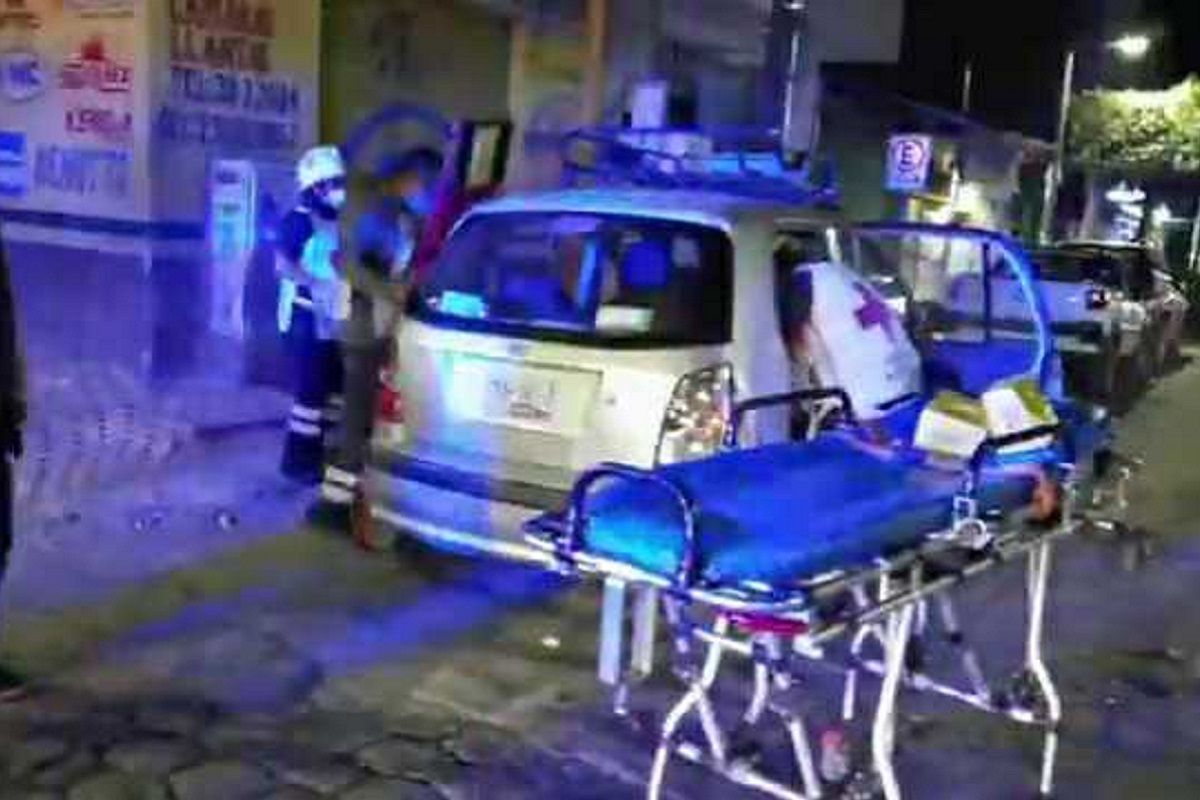 FOTOS: Ebrio se impacta contra auto de una pareja y deja a una mujer lesionada en Tehuacán 6 choque la purisima 2