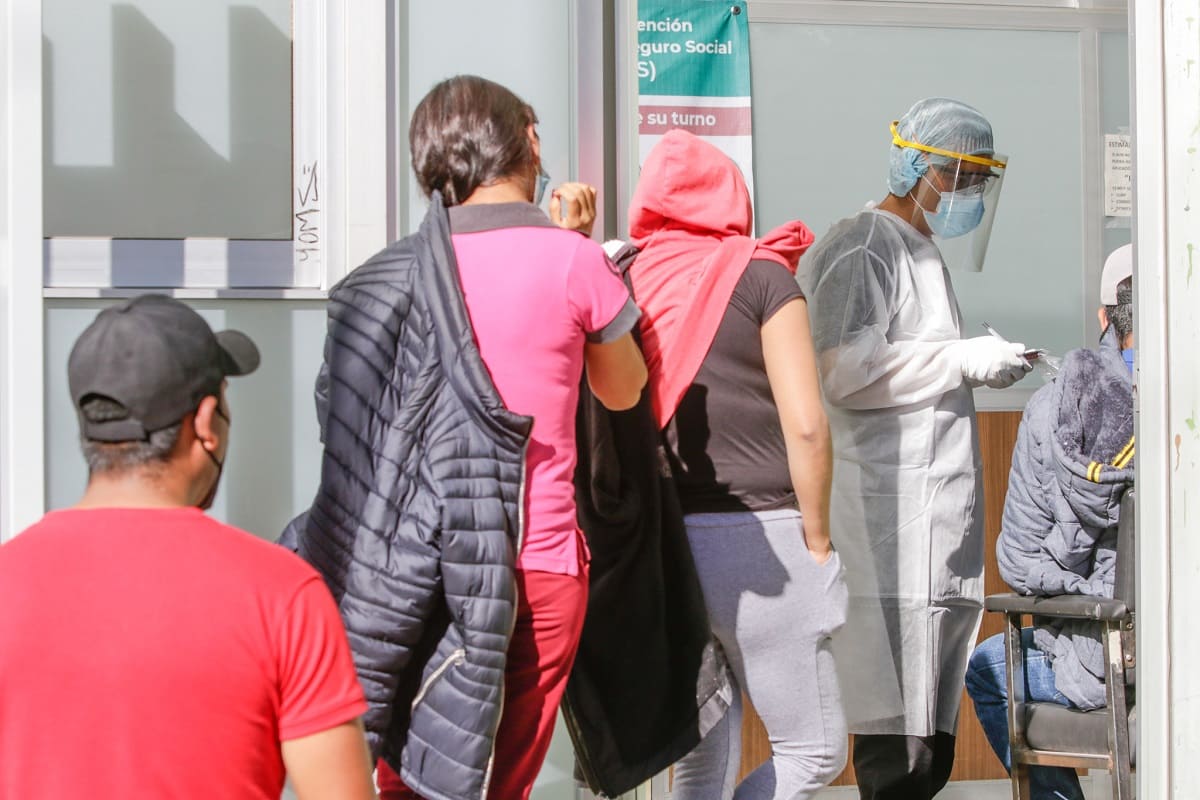 En cuatro días, se contagian 2 mil 286 personas de COVID en Puebla 3 covid 8 de febrero puebla 1
