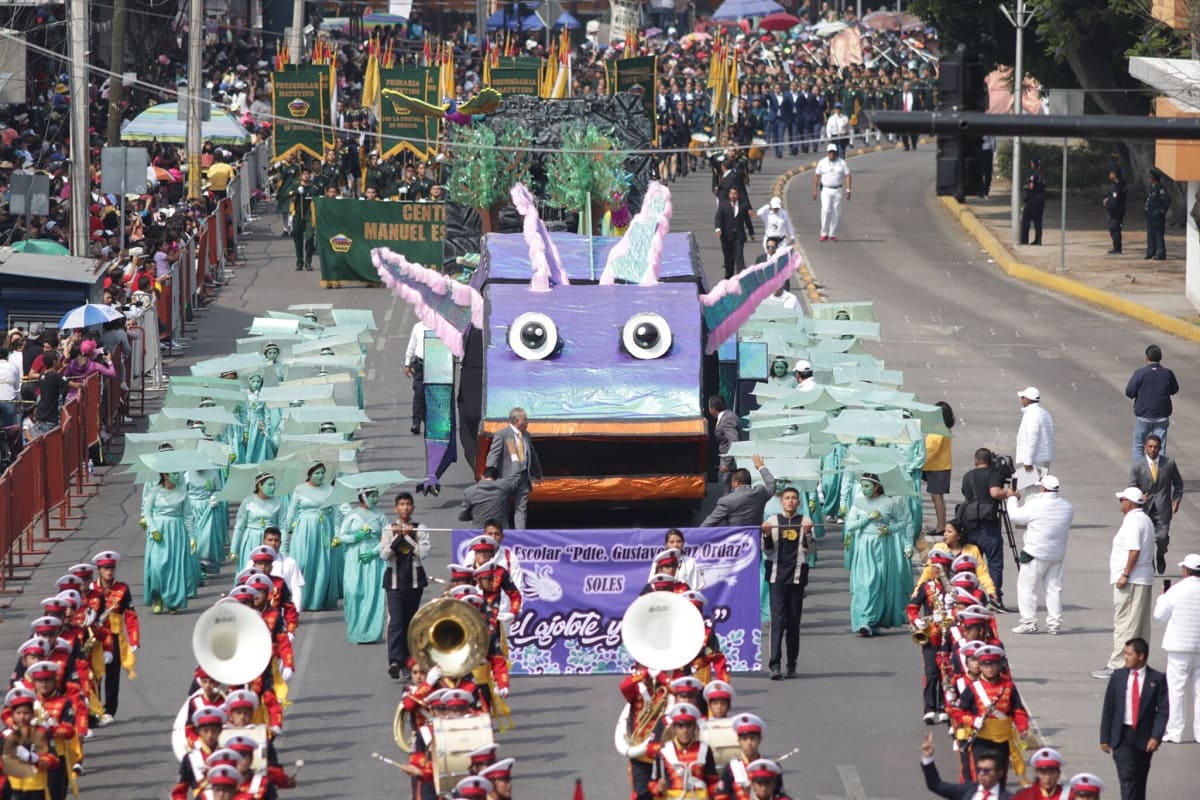 desfile 5 de mayo 2022 1