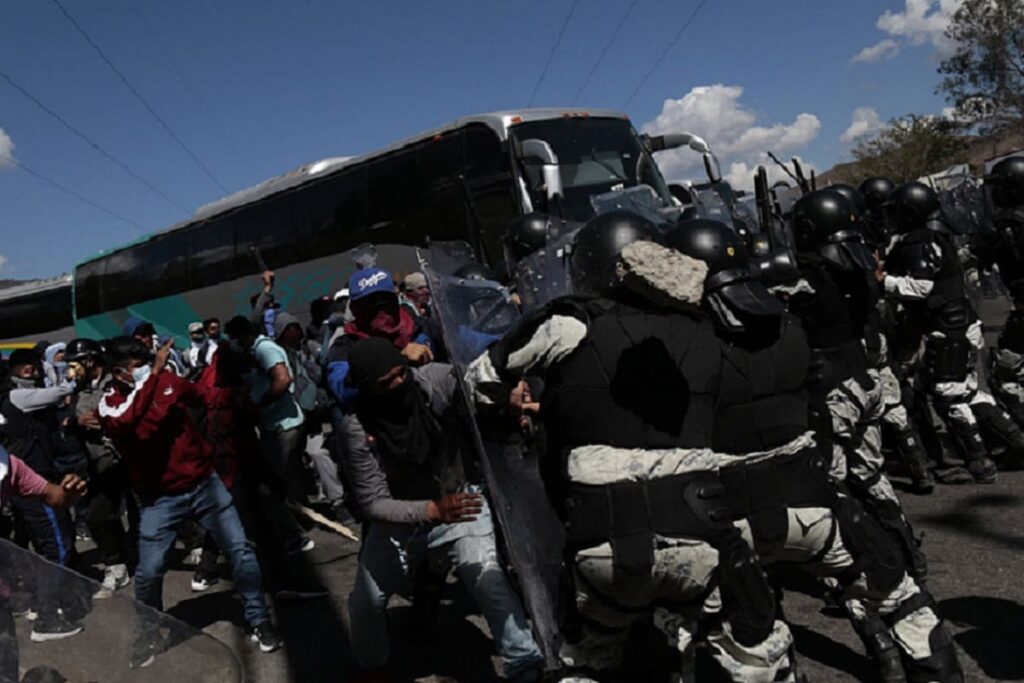 estudiantes ayotzinapa 1