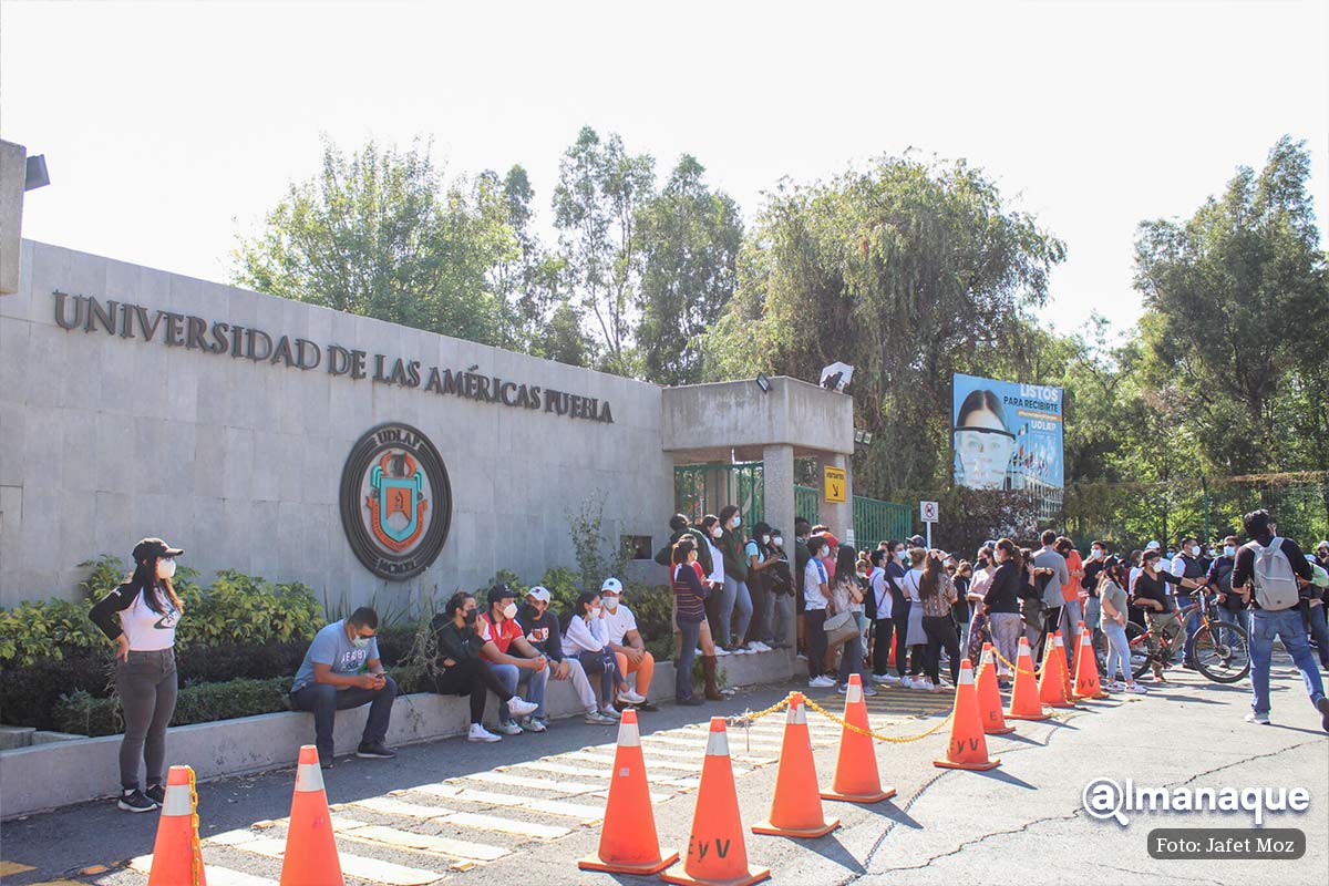 Juez ordena reiniciar clases en la UDLAP de inmediato 2 manifestacion UDLAP Libre recta Cholula 8