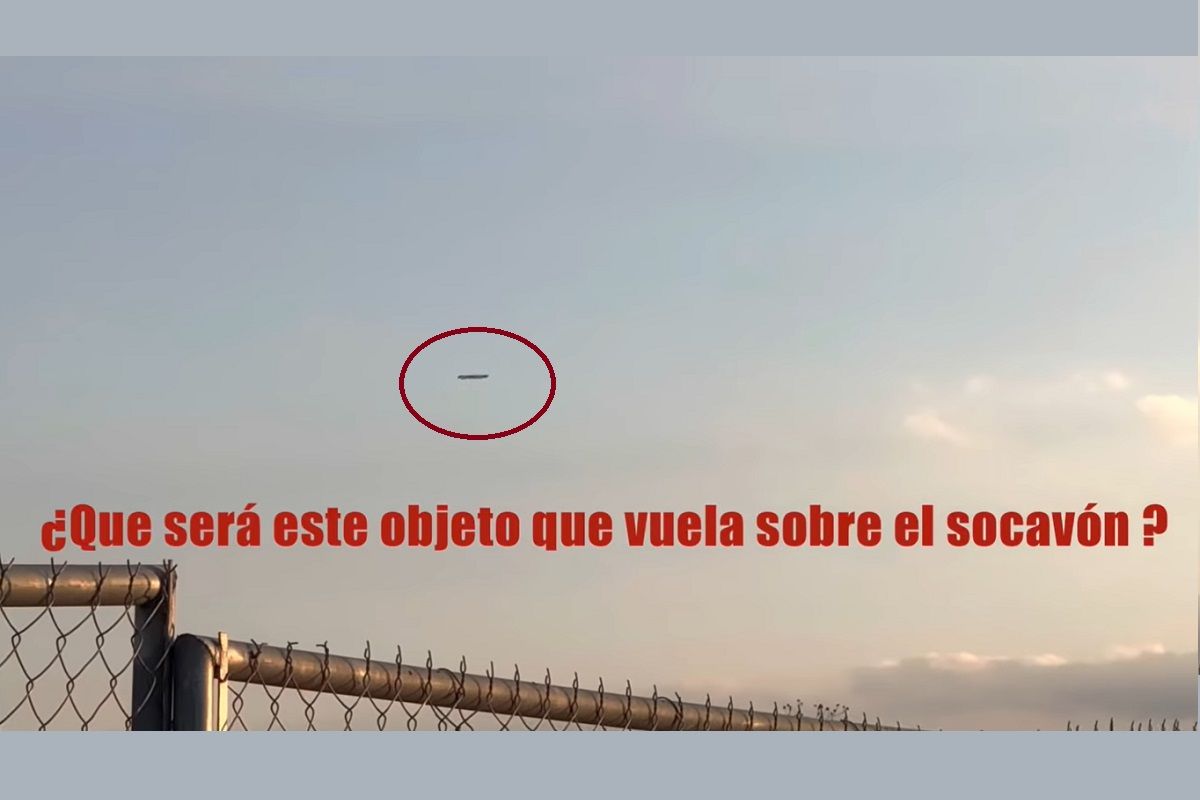 VIDEO: Captan extraño objeto sobre el socavón de Zacatepec 2 memes nodeli 1