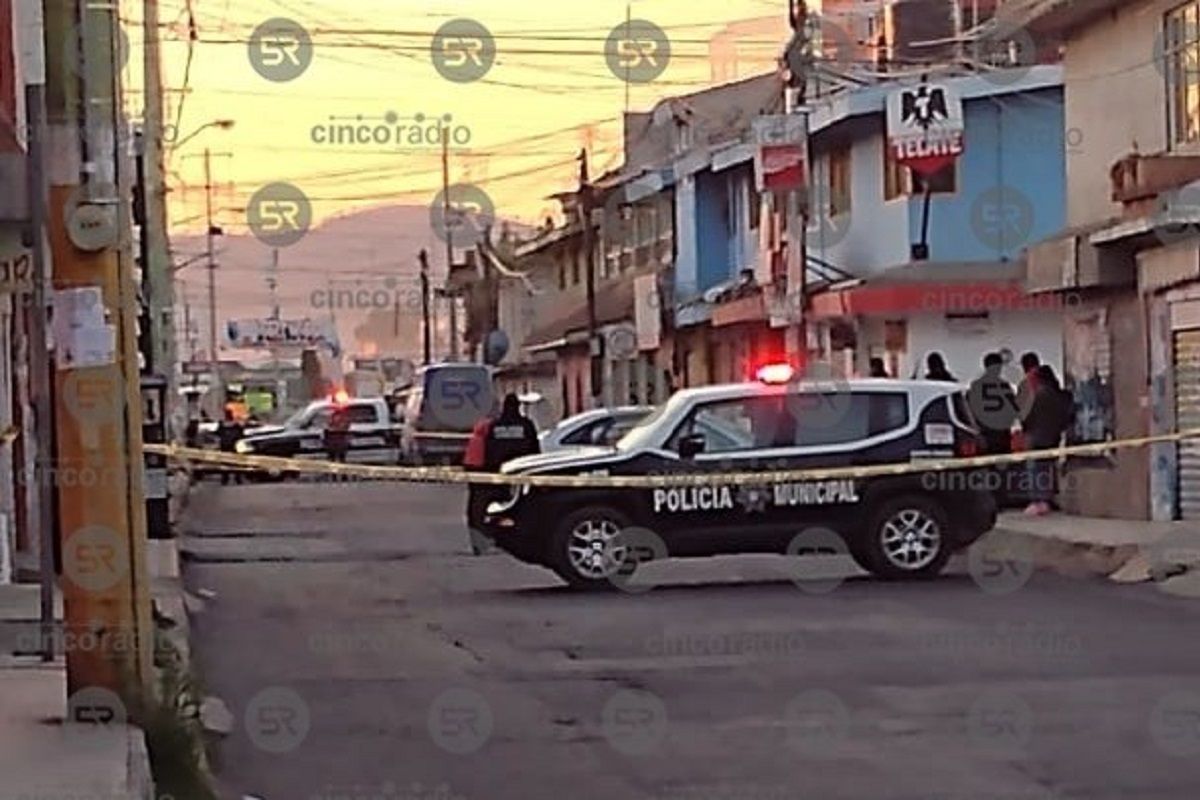 Ejecutan a balazos a joven de 23 años en Xonacatepec 2 policia municipal
