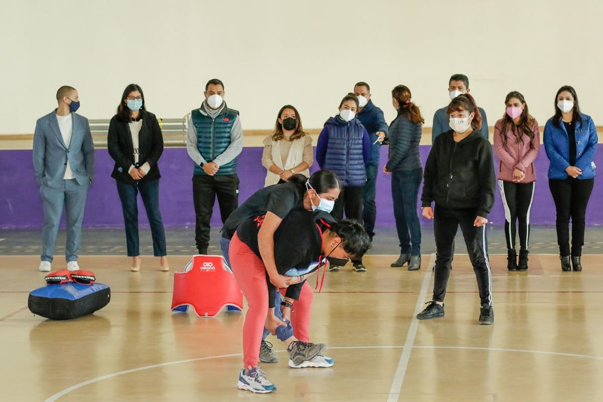 talleres de autodefensa