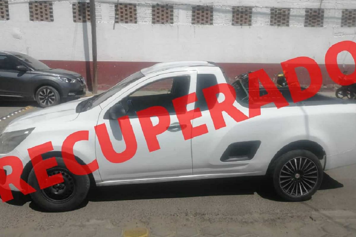 Detienen a hombre en San Pedro Cholula por viajar en vehículo con reporte de robo 3 20220301 085754 1