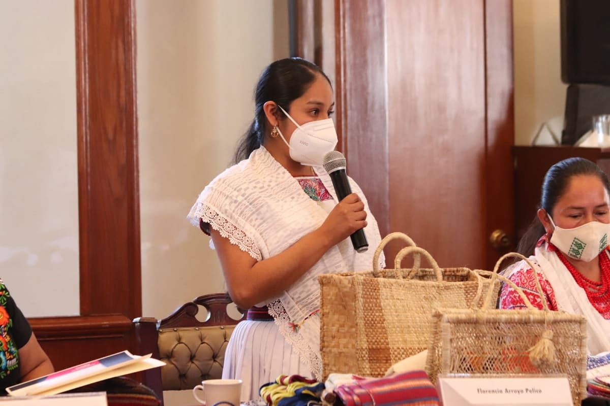 Cabildo de Puebla reconoce labor de mujeres artesanas 1 Cabildo de Puebla reconoce mujeres artesanas 1
