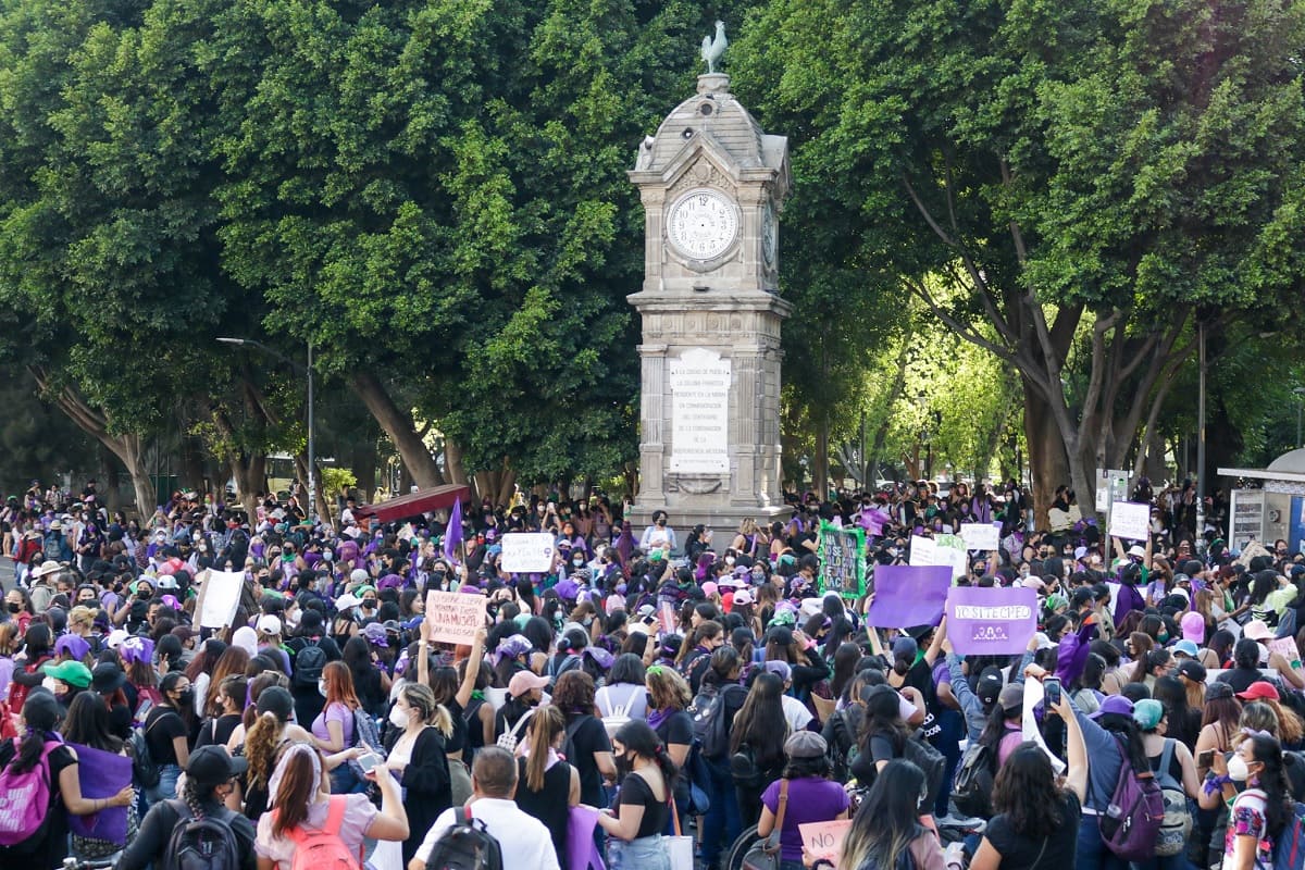 Casi 8 mil mujeres marcharon en Puebla durante el #8M2022: Segob 2 Marchan casi 8 mil mujeres en Puebla 1
