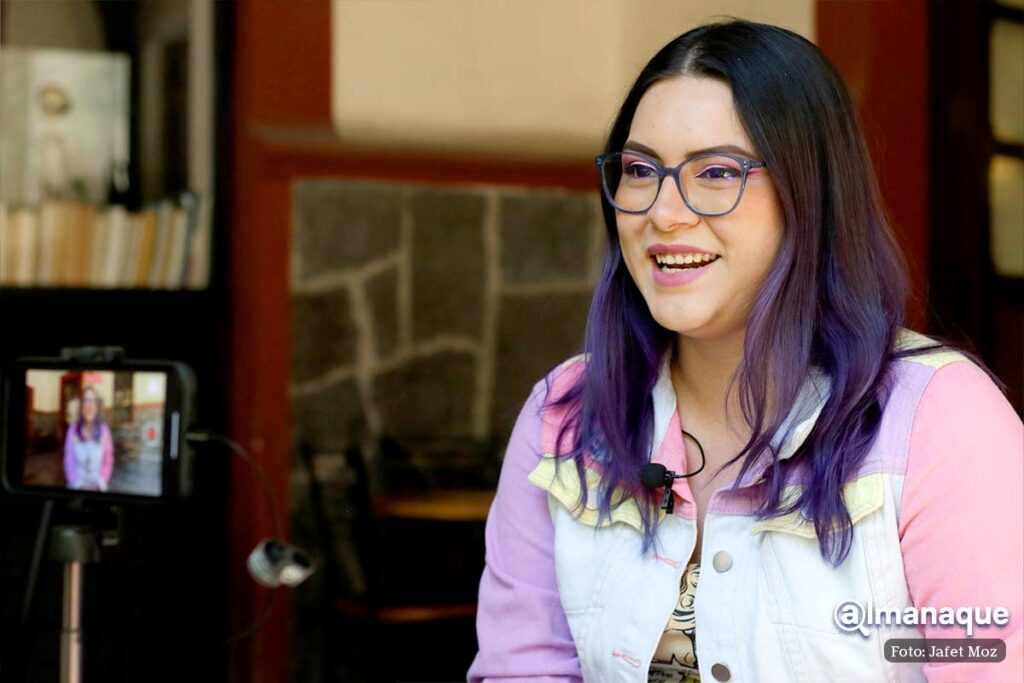 Ella es OtraFernandaMás, la poblana gamer y creadora de contenido 9 OtraFernandaMas Gamer streamer 1