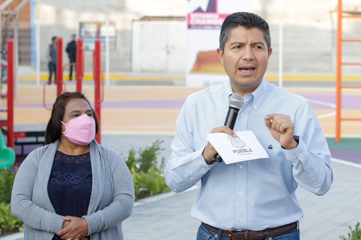 Regular alcohol y credencializar aficionados en el Cuauhtémoc, propone alcalde de Puebla 3 R5A7698 1