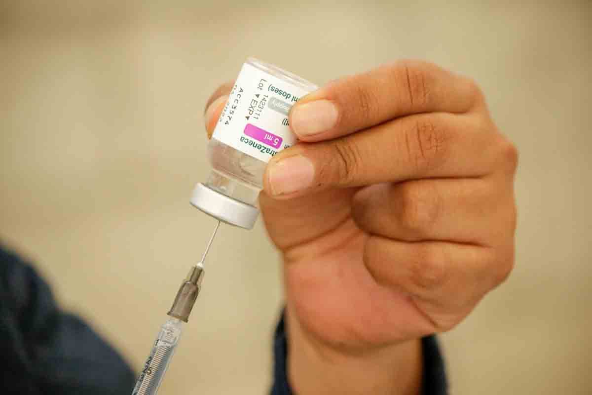 Poblanos que tienen una dosis de Sputnik, recibirán refuerzo de AstraZeneca 2 aztrazeneca