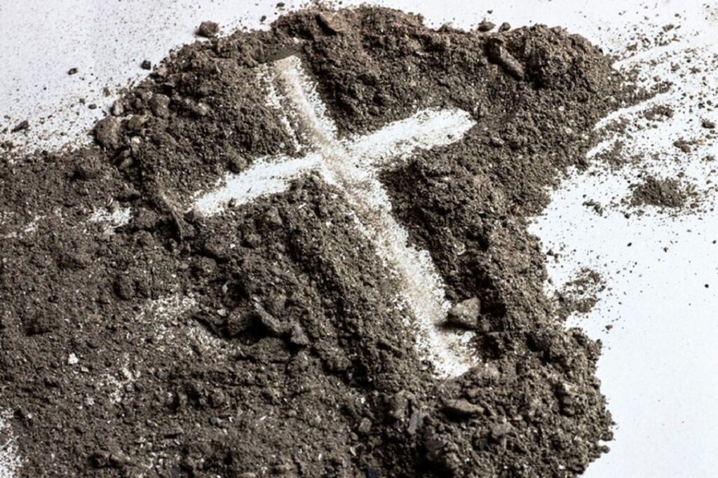 de donde sale la ceniza del miercoles de ceniza