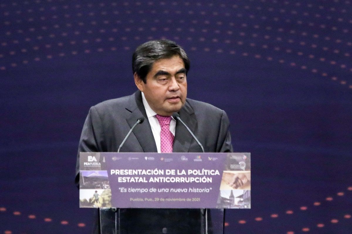 Concesiones irregulares que entregó Aréchiga, se van a cancelar: Barbosa 2 gobernador de puebla min