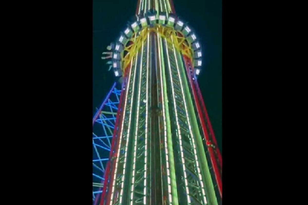 VIDEO FUERTE: Joven de 14 años muere al caer de un juego mecánico en parque de Orlando 4 juego mecanico 1
