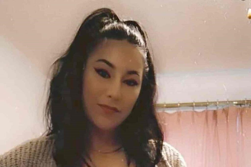 mujer asfixia a su novio