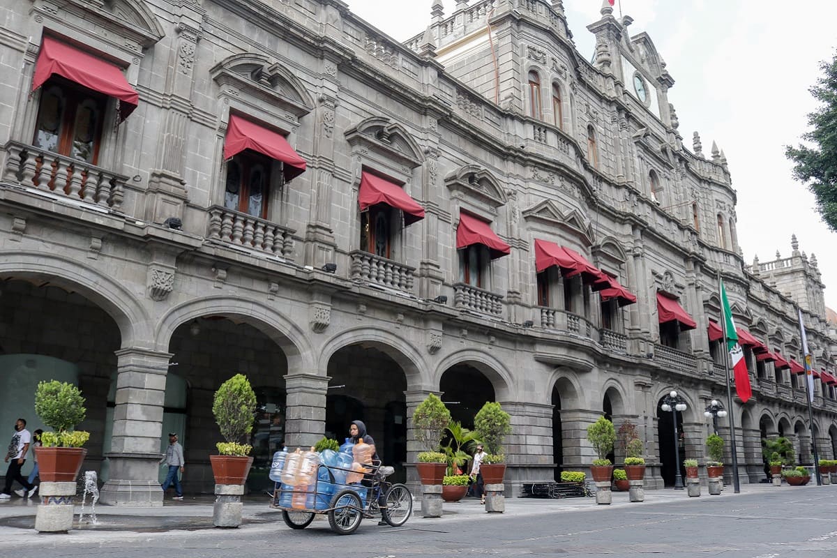 En 4 meses, más de mil trabajadores del Ayuntamiento de Puebla dieron positivo a COVID 2 palacio municipal 3 1