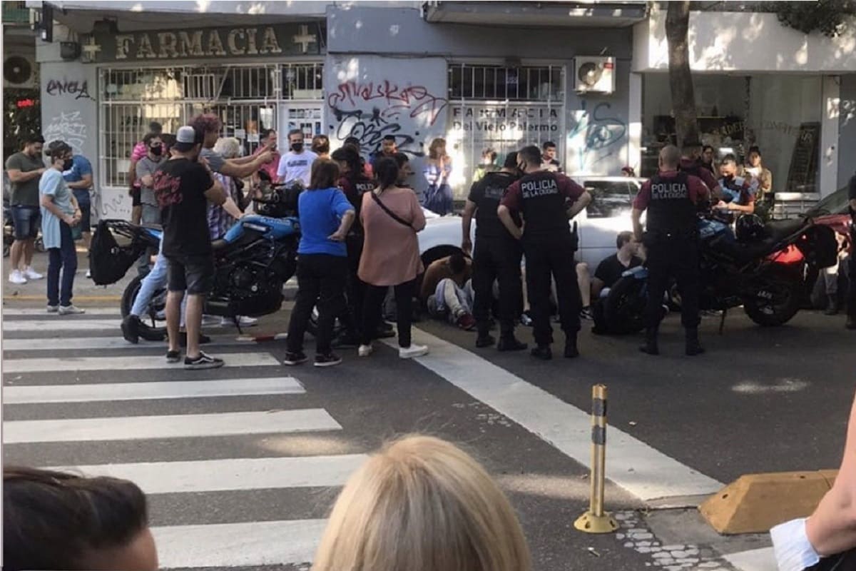 Horror en Palermo: Seis hombres violan a una joven al interior de un auto y a plena luz del día 3 palermo violacion 1